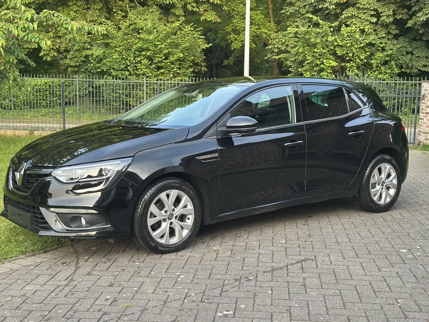 Renault Megane - 2