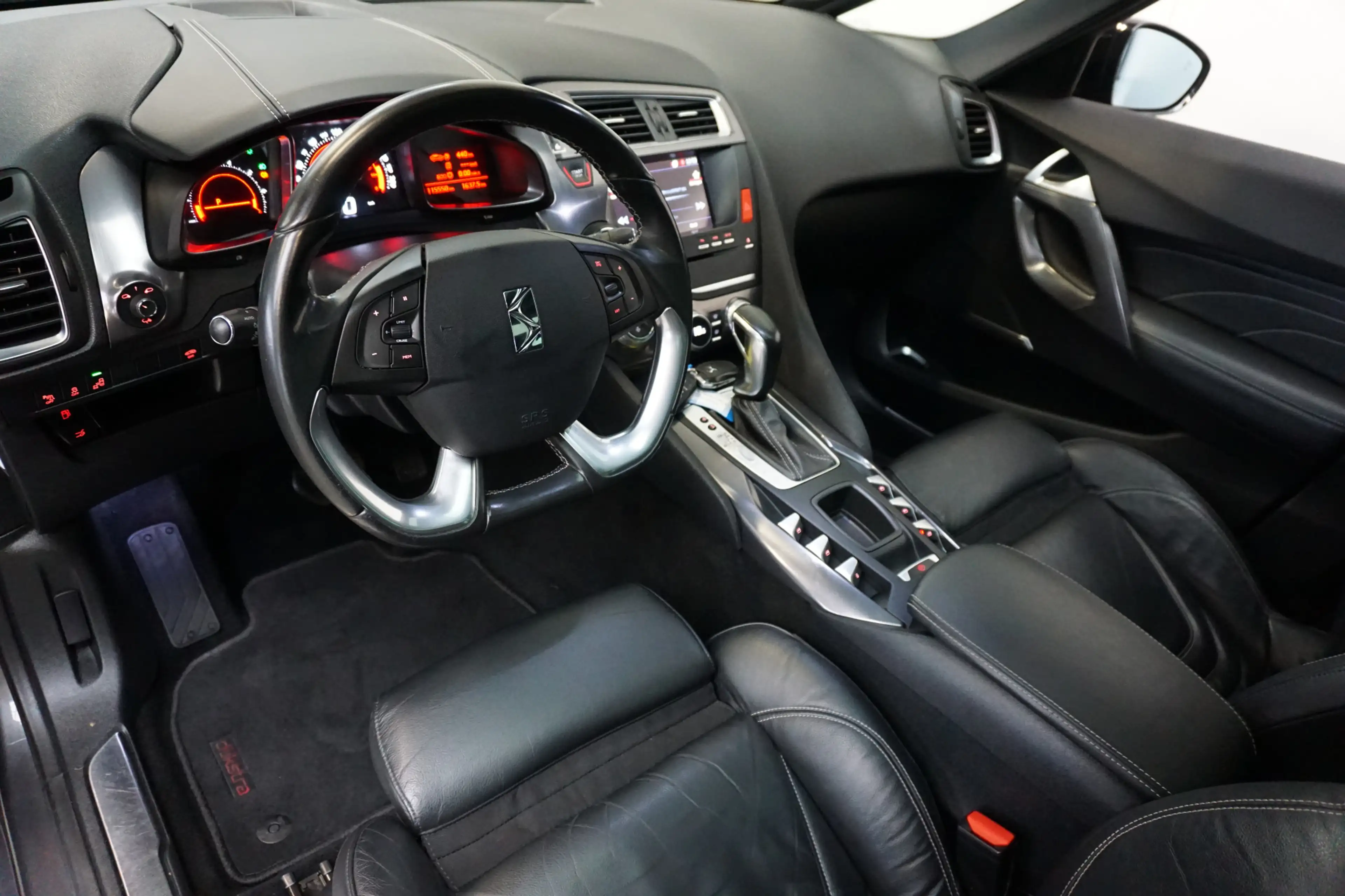 DS Automobiles DS 5 1.6 THP Business Executive 165 PK! AUTOMAAT! NL AU — photo 2