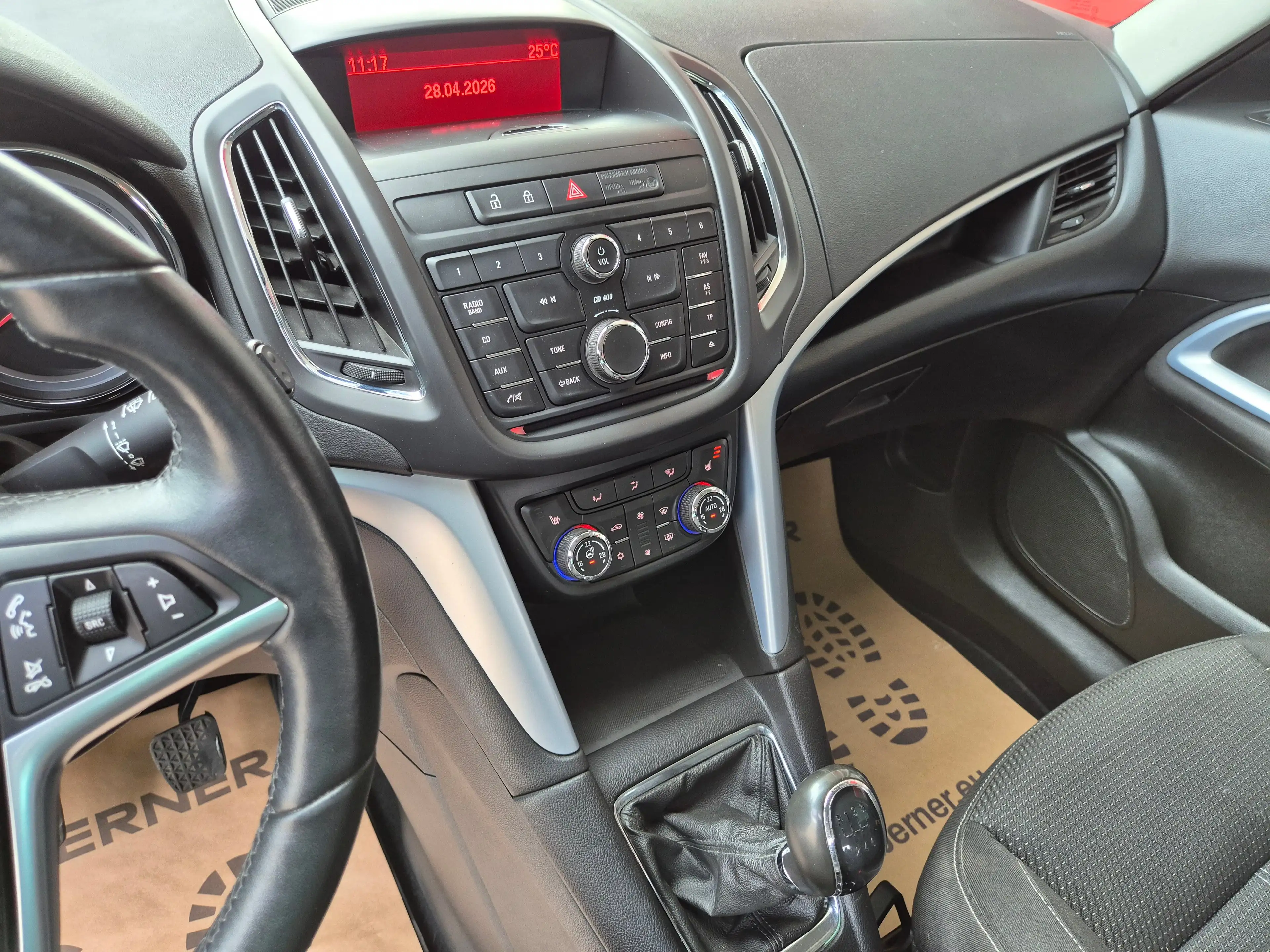 Opel Zafira Tourer *** 7. Sitzer *** Active — photo 12