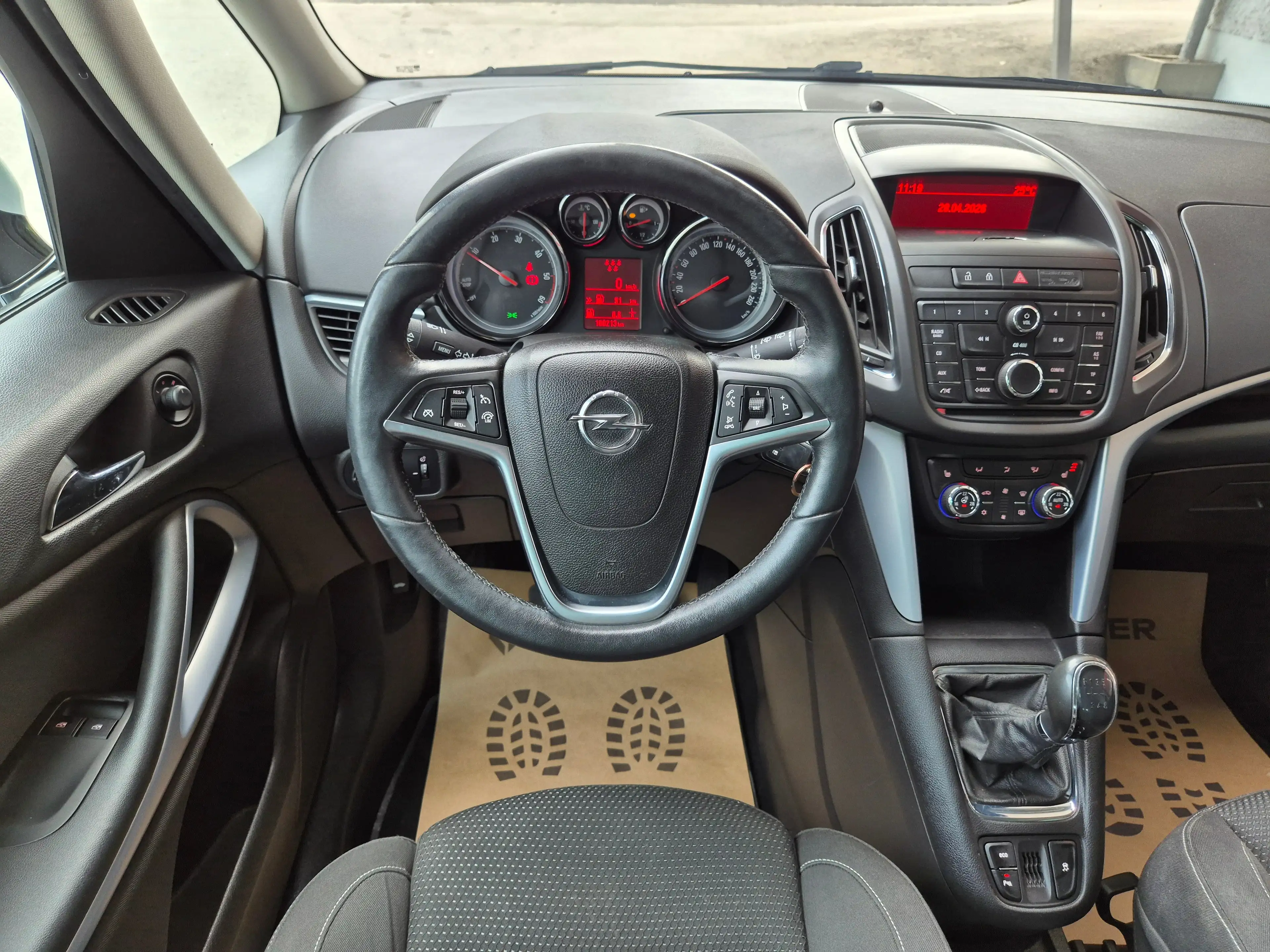 Opel Zafira Tourer *** 7. Sitzer *** Active — photo 13