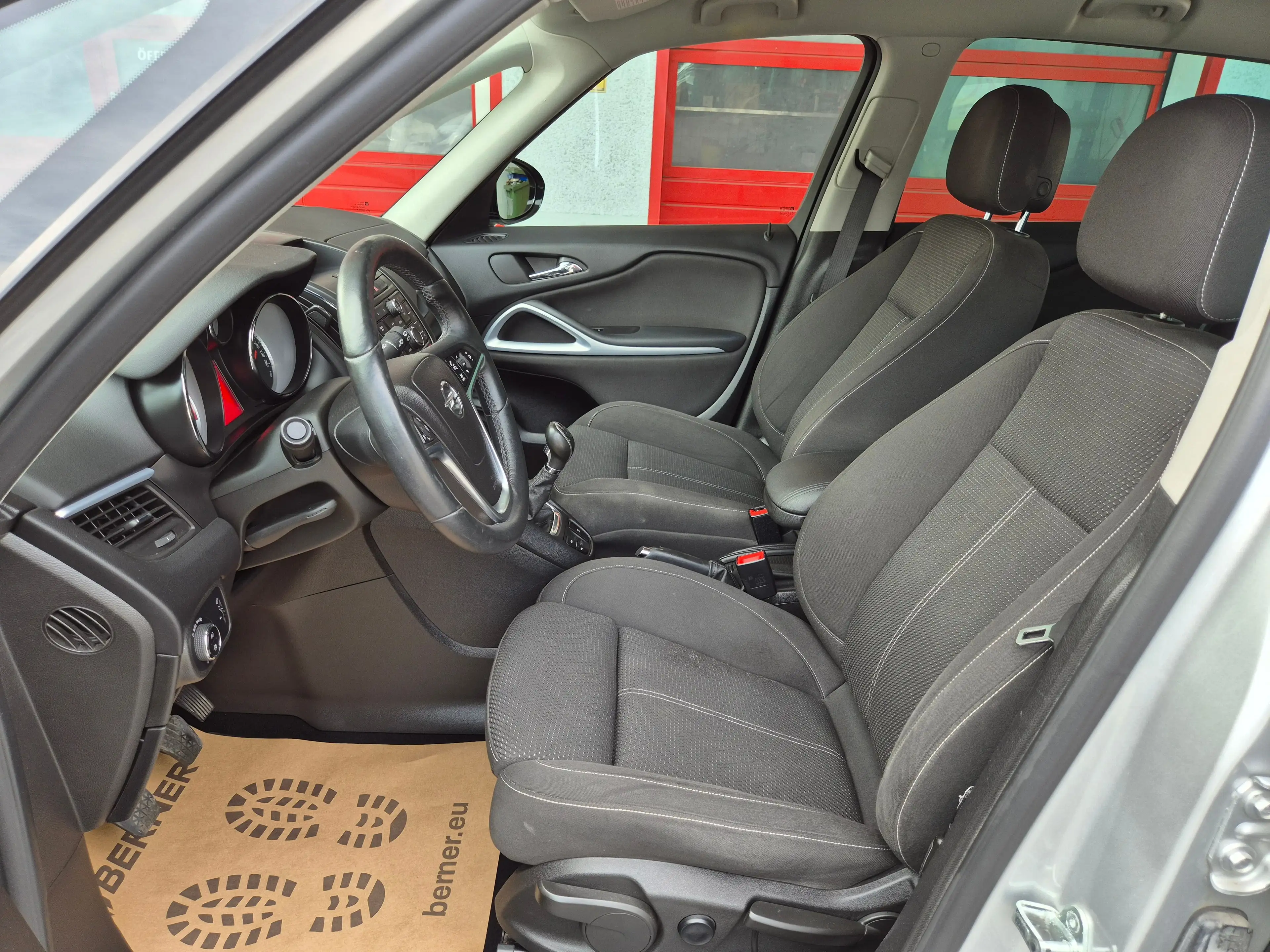 Opel Zafira Tourer *** 7. Sitzer *** Active — photo 10