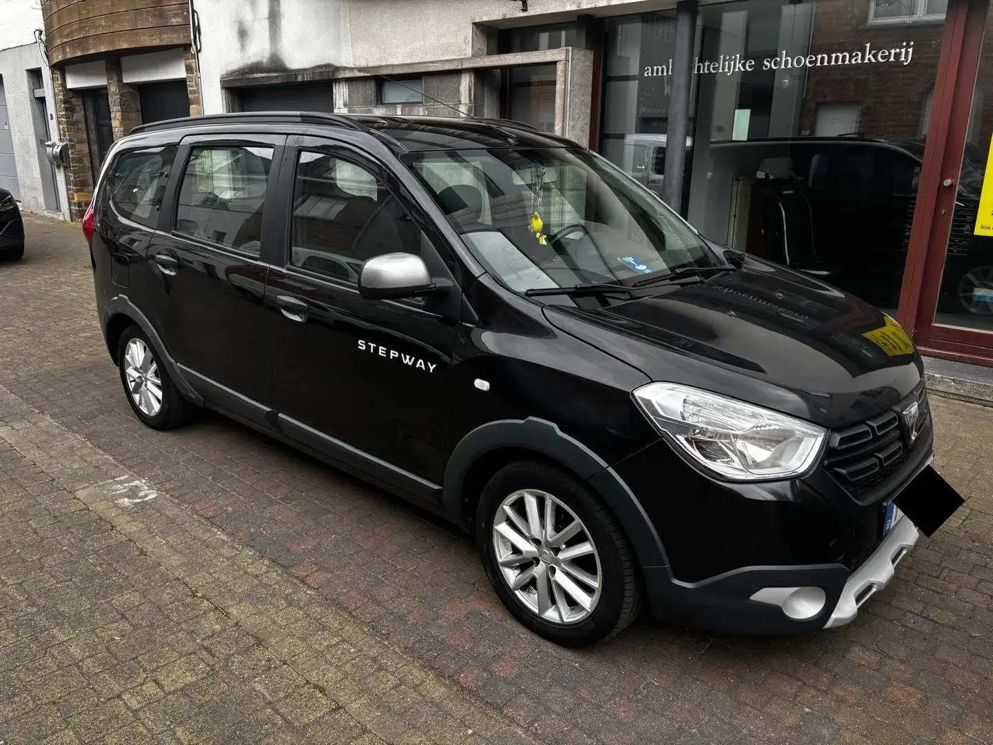 Dacia Lodgy Lodgy Stepway 1.5 dCi 7pl. Noir - 1