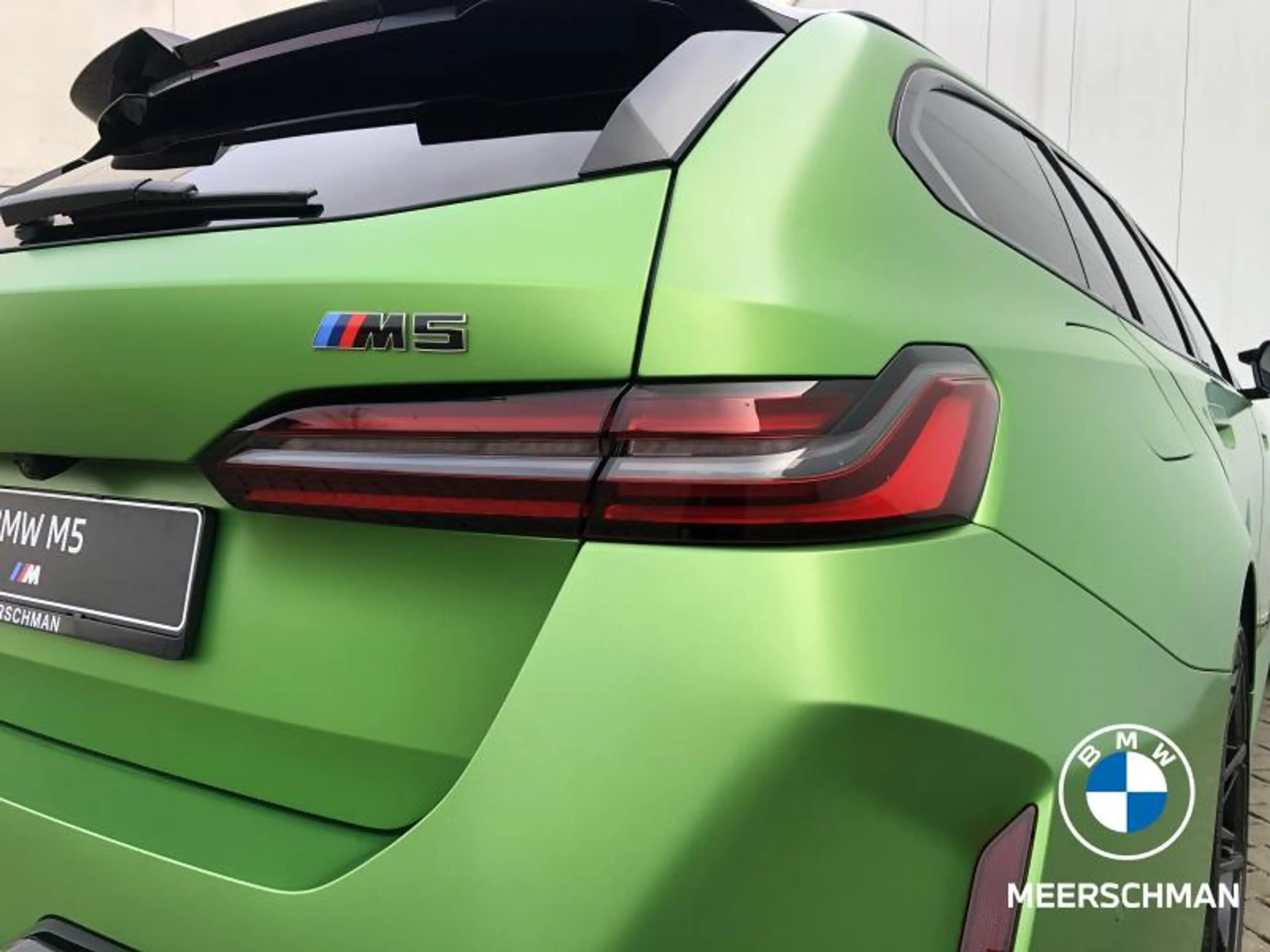 BMW M5 frozen tampa bay green metallic — photo 15