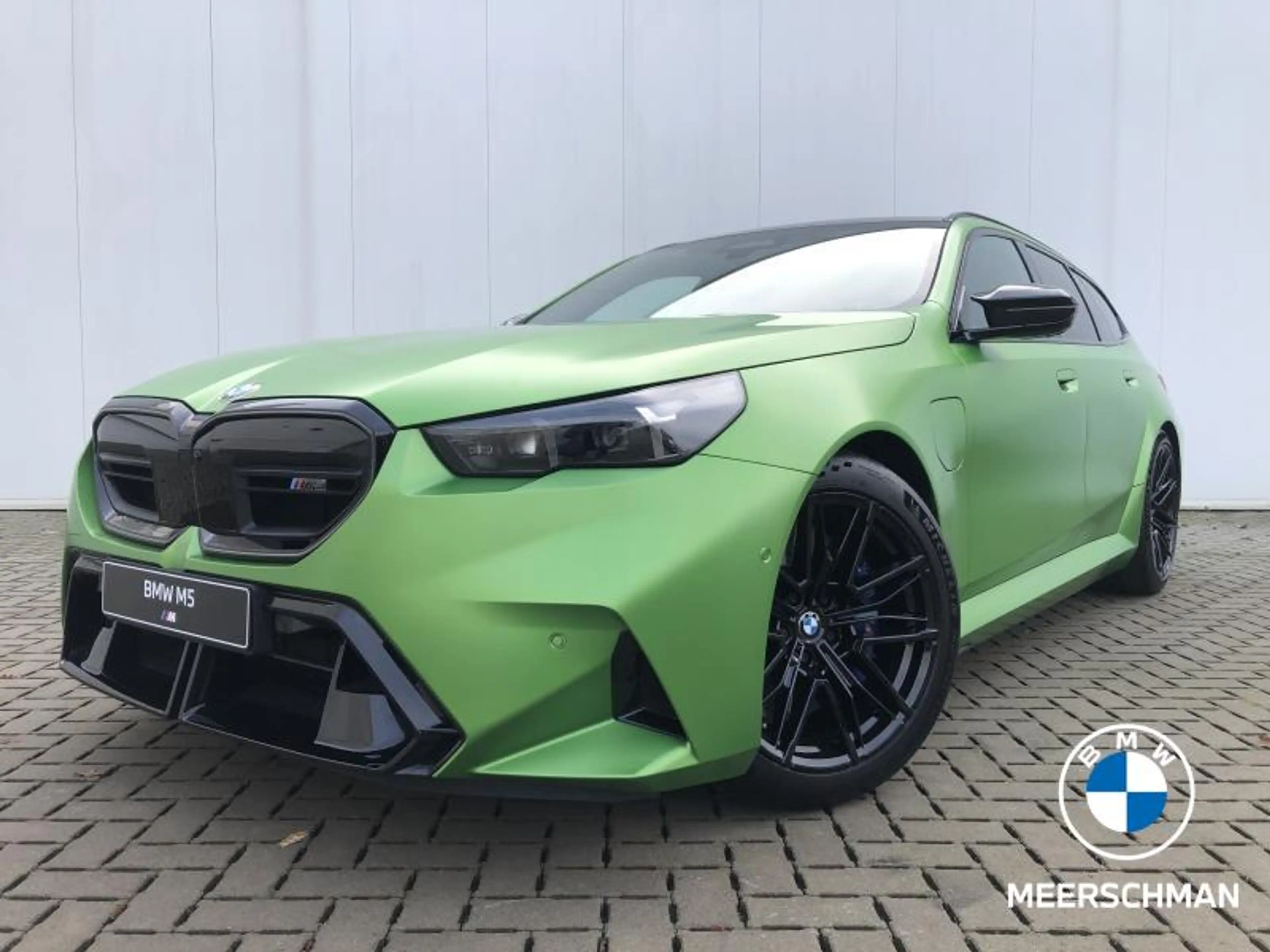 BMW M5 frozen tampa bay green metallic — photo 12