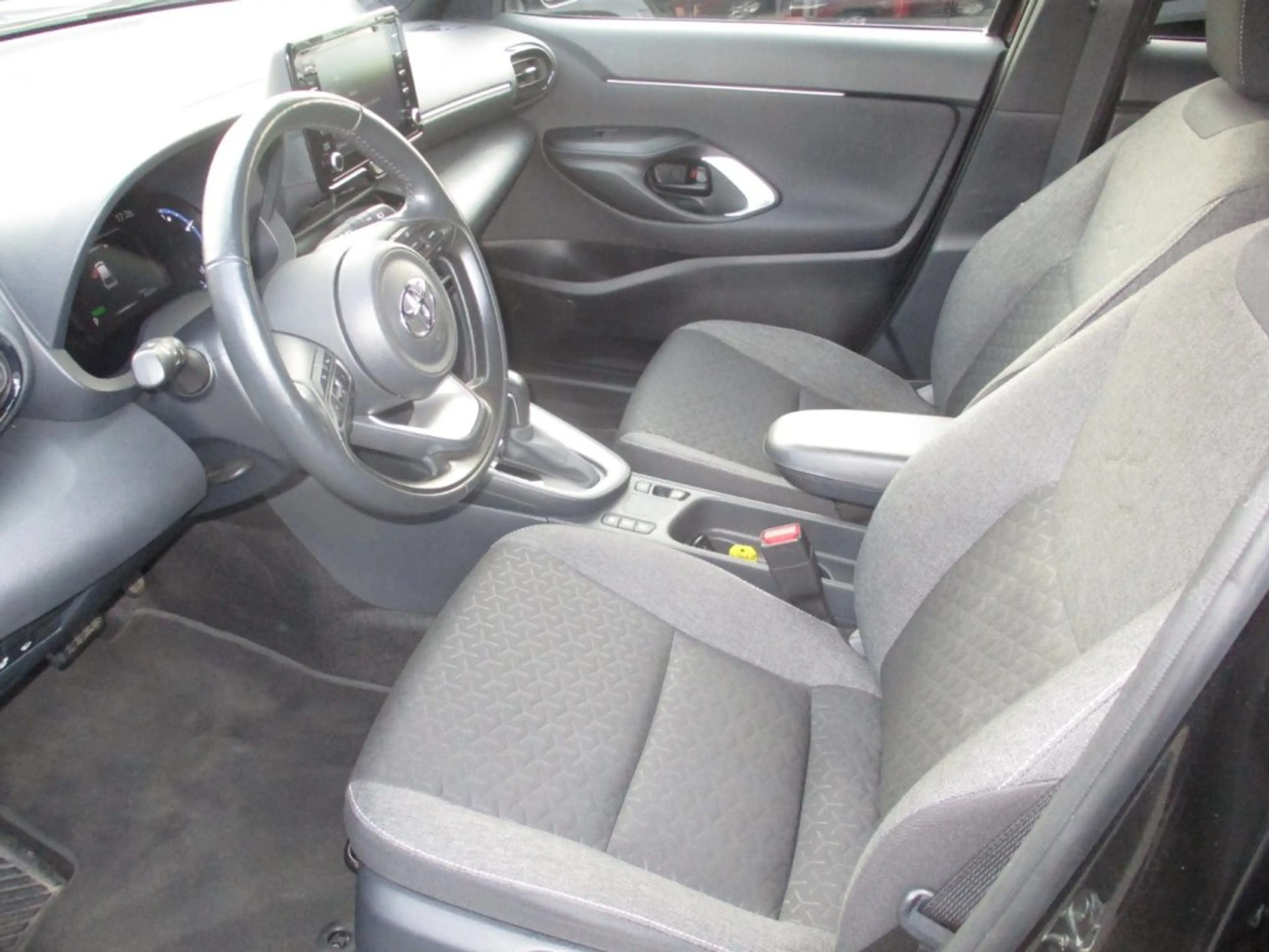 Toyota Yaris Cross , 1,5 HSD 2WD Active Drive + WP — photo 8