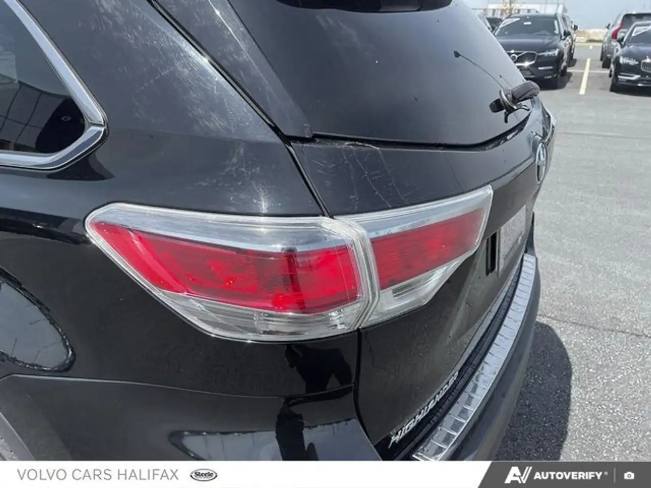 Toyota Highlander снимка Toyota Highlander