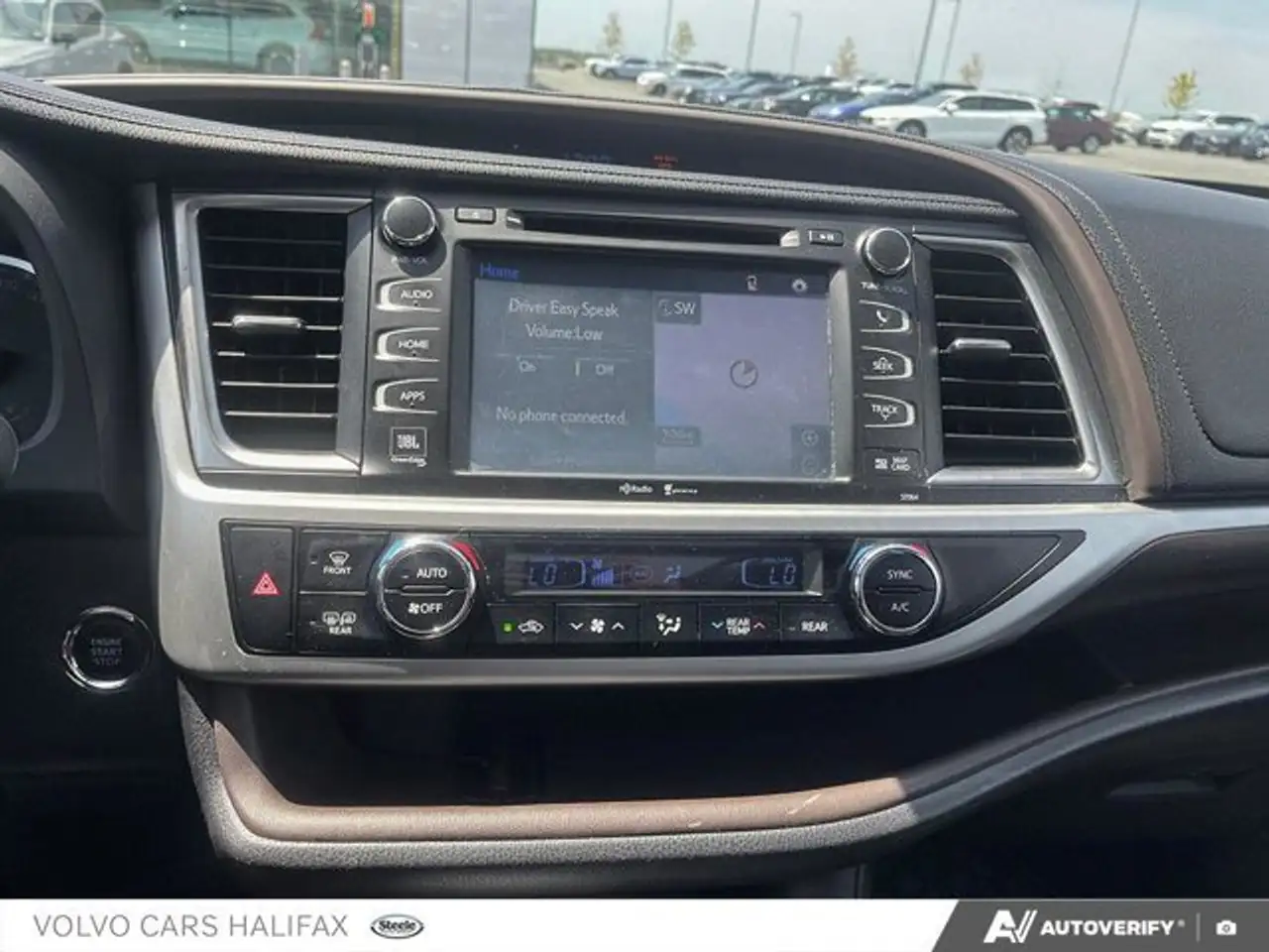 Toyota Highlander снимка Toyota Highlander