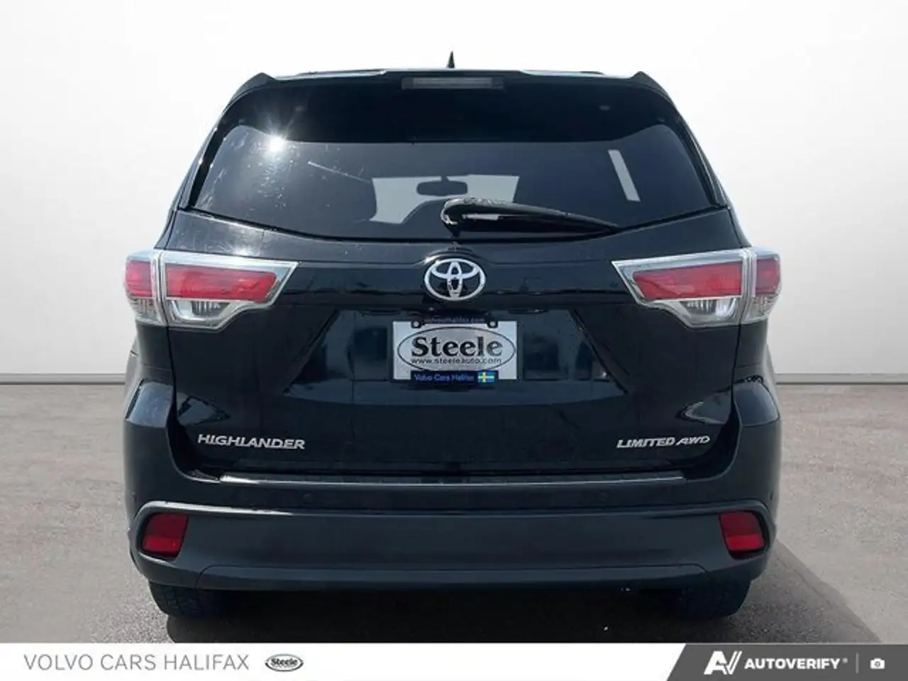 Toyota Highlander снимка Toyota Highlander