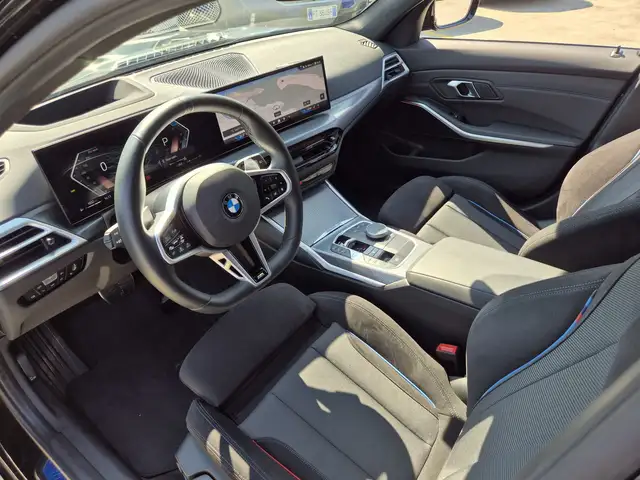 BMW 3 Series view 6
