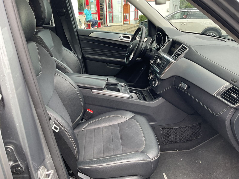 Mercedes-Benz ML 350 ML  BlueTec 4Matic — photo 9