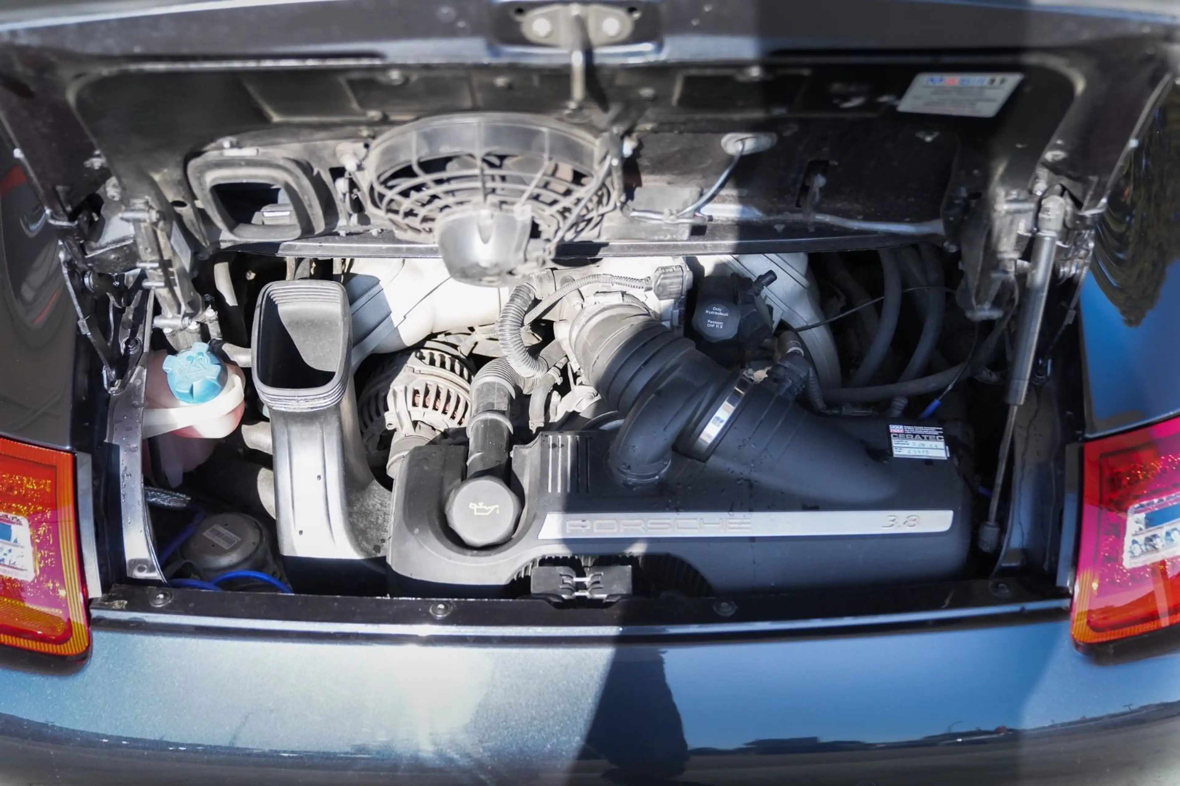 Porsche 911 Carrera 4 S Coupe *Scheckheft/SHZ/Klimaaut.* — photo 17