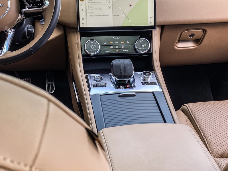 Jaguar F-Pace 2.0 P400e S 400PK PHEV | PANORAMADAK | MERIDIAN | — photo 11