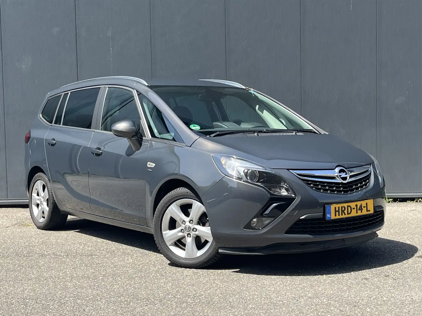 Opel Zafira Tourer 1.4 Edition 7p. Grijs - 1