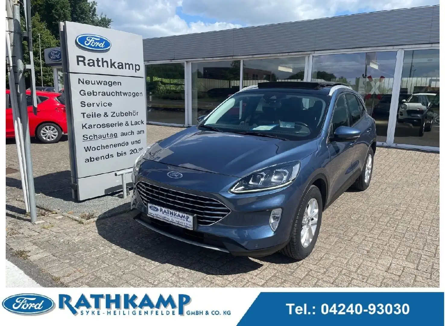 Ford Kuga Titanium Blau - 1