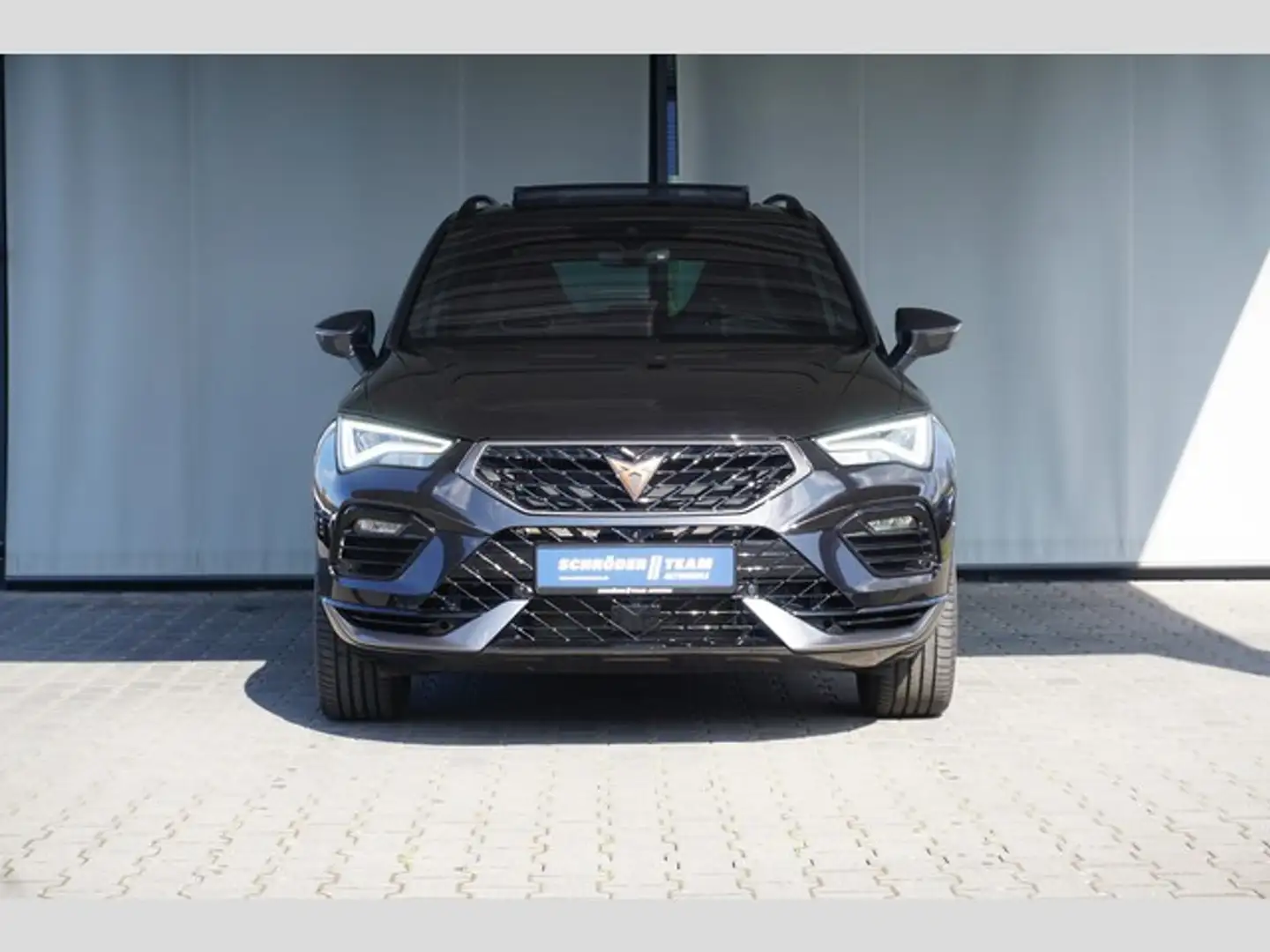 CUPRA Ateca 2.0 TSI DSG VZ 4Drive Pano AHK Beats LED ACC Schwarz - 2