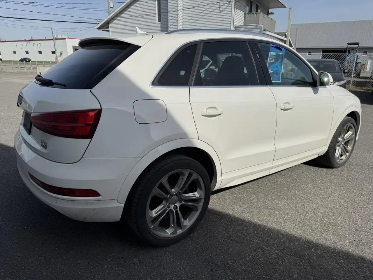 Audi Q3 снимка Audi Q3