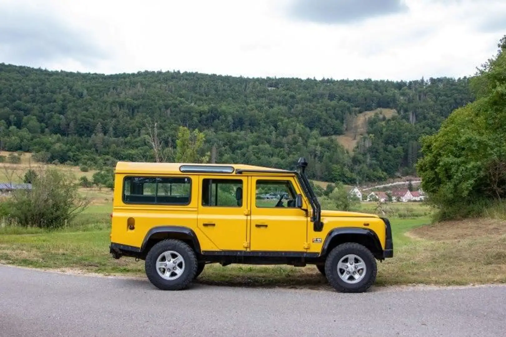 Land Rover Defender Gelb - 1