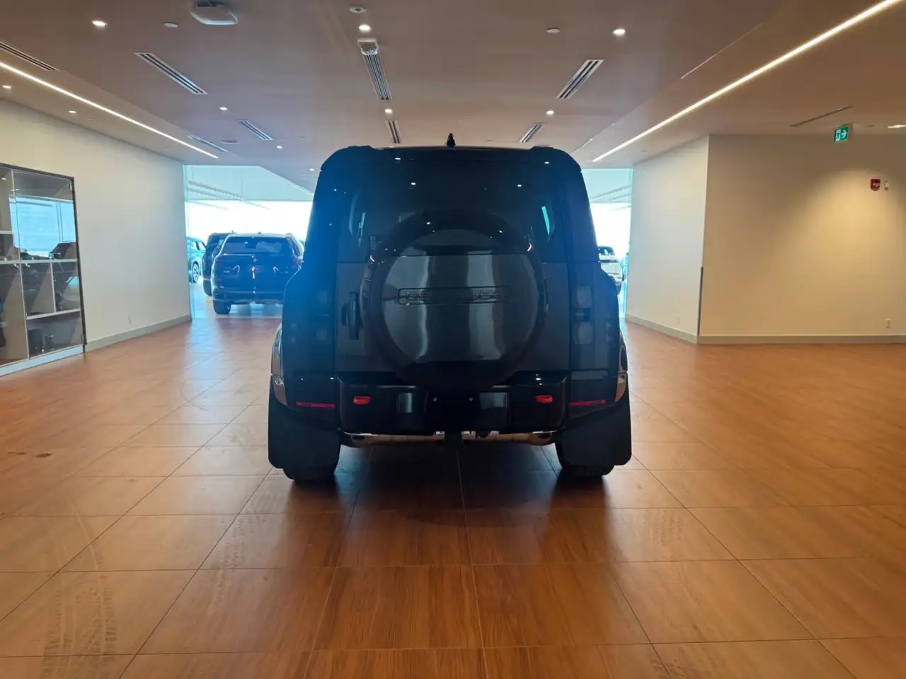 Land Rover Defender снимка Land Rover Defender