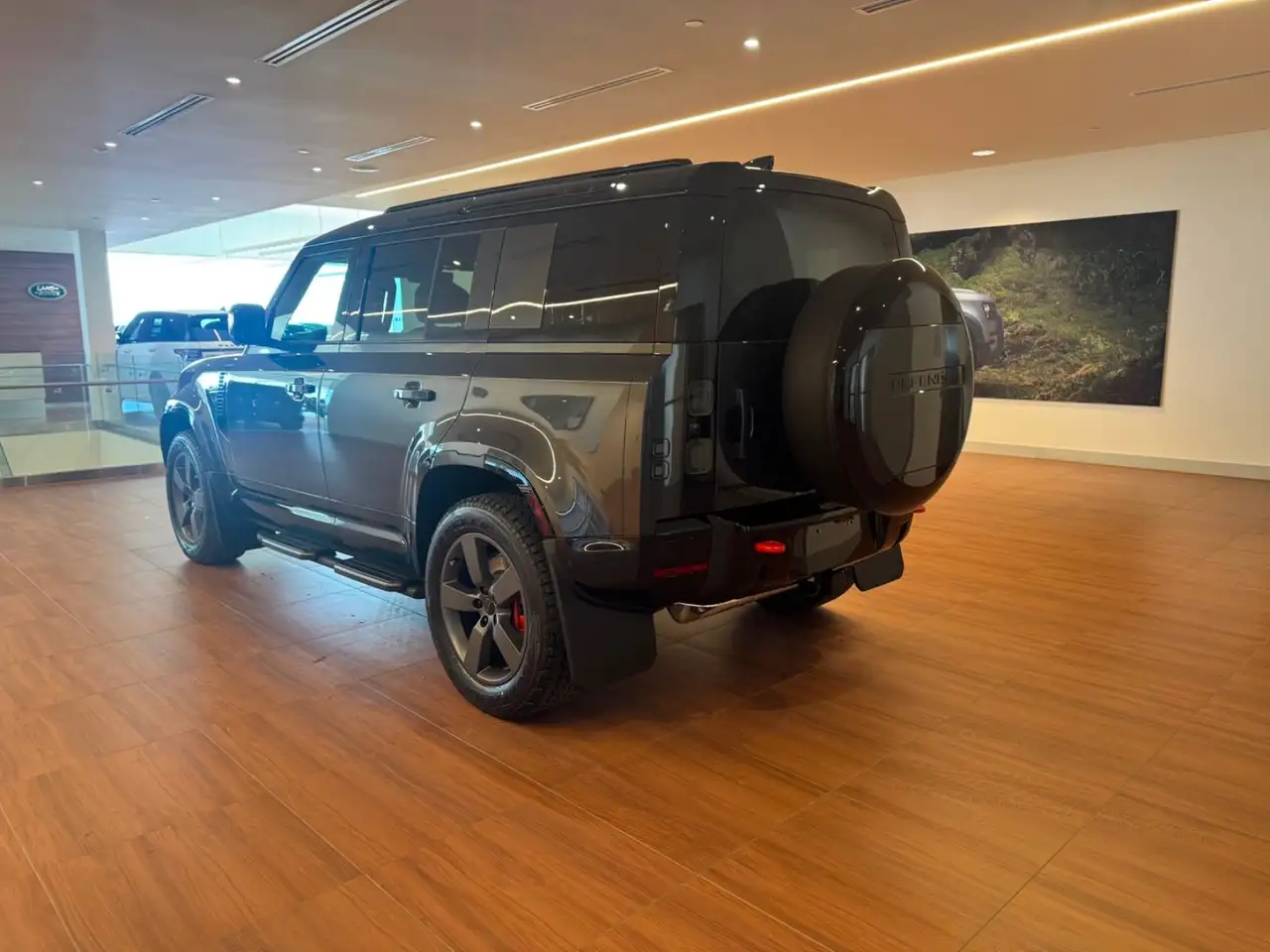 Land Rover Defender снимка Land Rover Defender