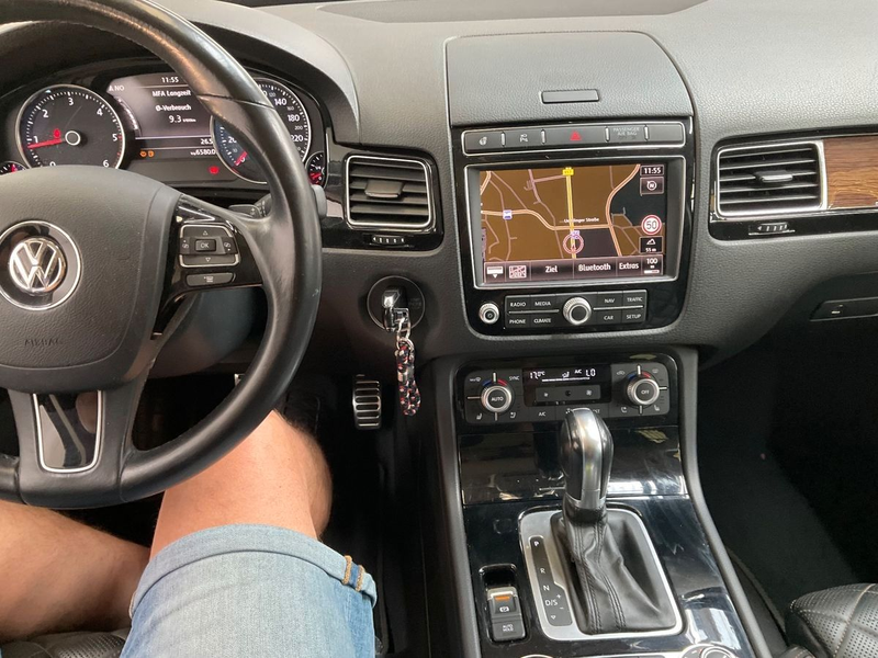 Volkswagen Touareg V6 TDI BMT/Executive/R Line/Terrain Tech — photo 10
