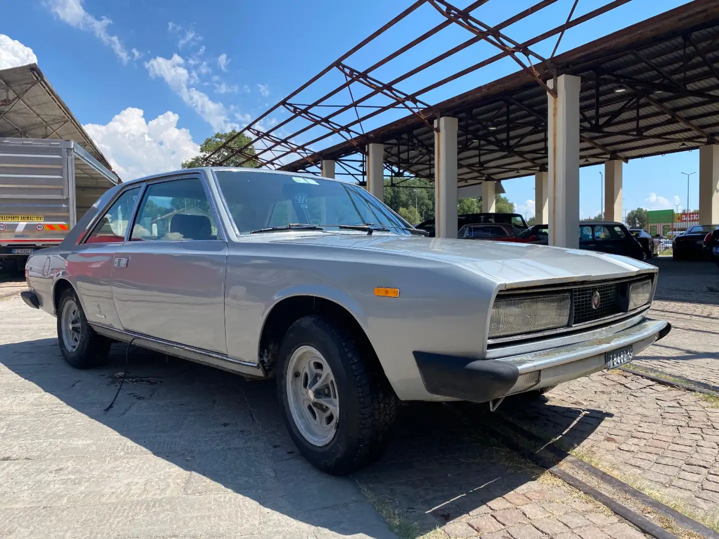 Fiat 130 COUPE' AUTOMATICA DA RESTAURARE Argintiu - 2