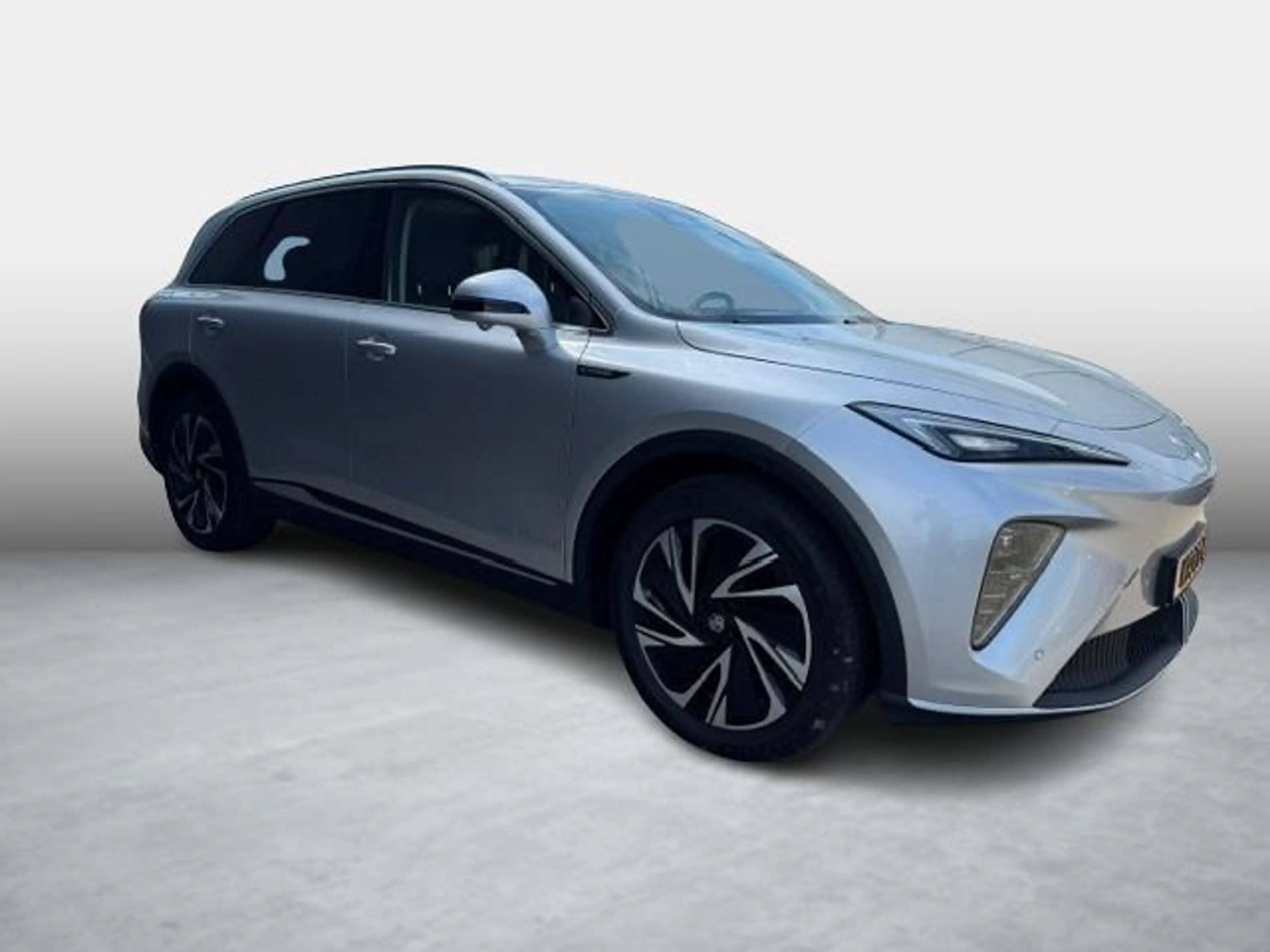 MG MGS6 EV Luxury 2WD 77 kWh HUD | LM Velgen 20" | Stoelverwa — photo 6