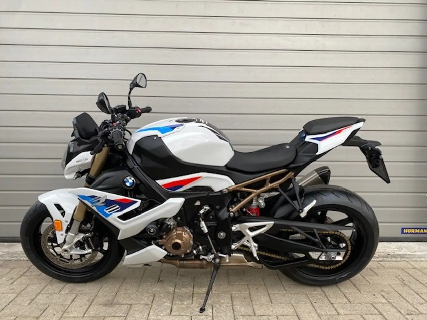 BMW S 1000 R 0 - 1