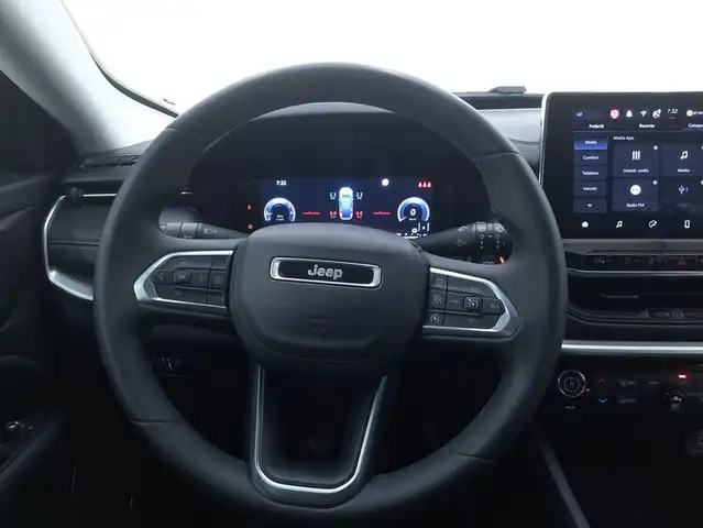 Jeep Compass view 11