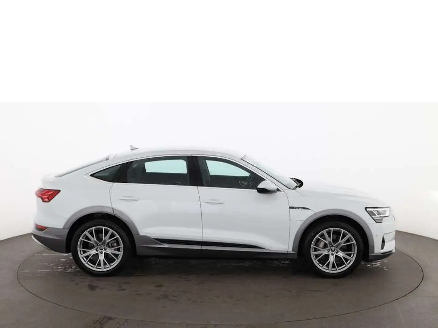 Audi e-tron SB 55 quattro advanced 95kWh Aut LED NAVI Weiß - 2