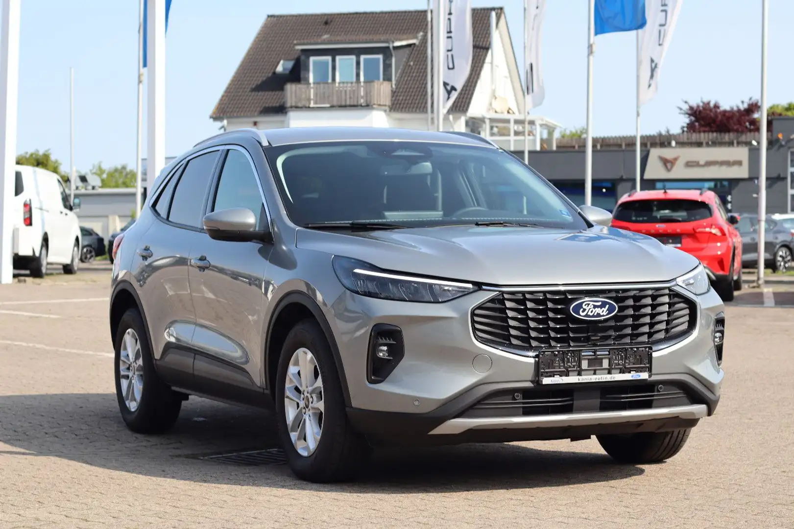 Ford Kuga Titanium Silber - 2