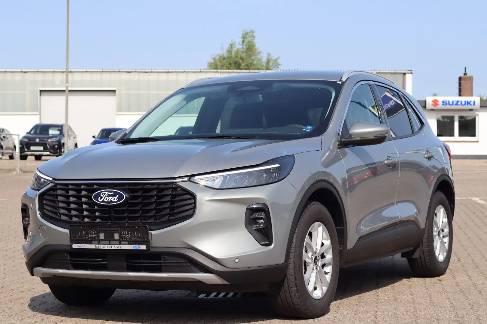 Ford Kuga Titanium Silber - 1