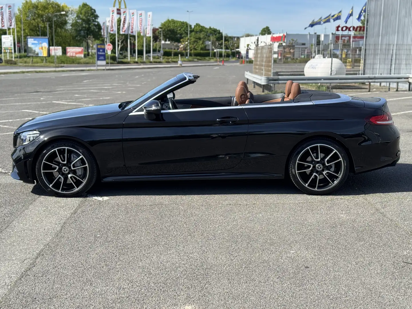 Mercedes-Benz C 300 Cabrio 9G-TRONIC AMG Line - 2