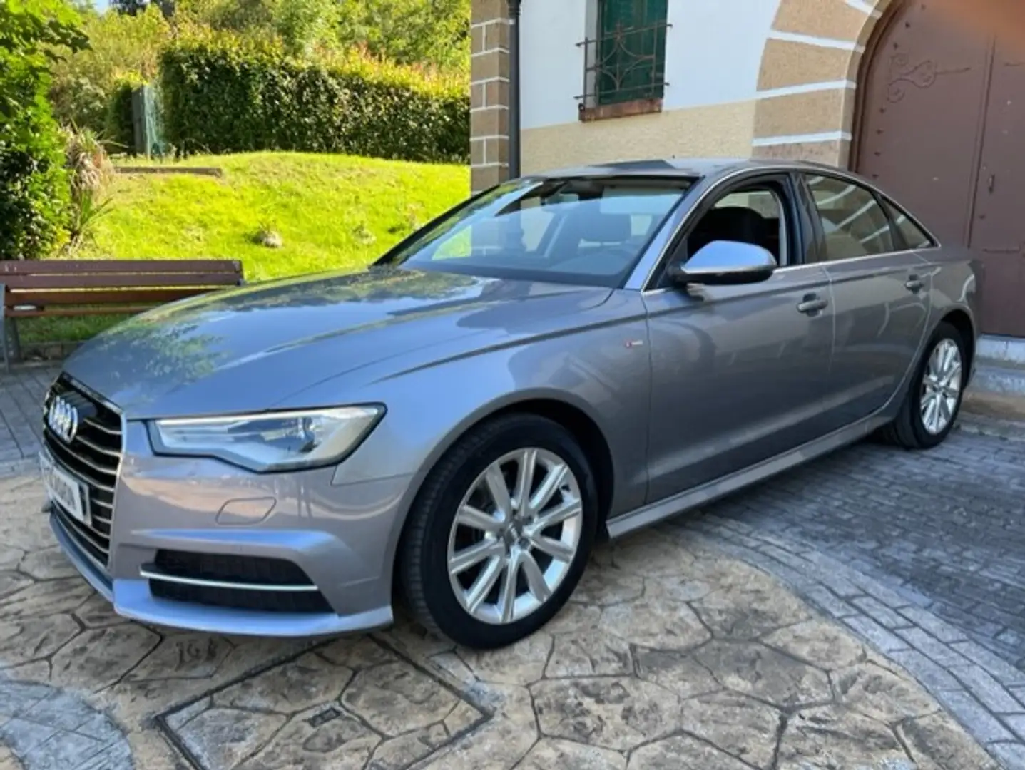 Audi A6 2.0TDI S line edition S-T 140kW Gris - 1