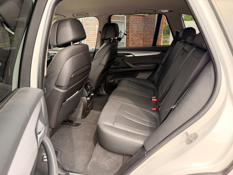 BMW X5 xDrive 25 d *AHK Schwenkb.*HUD*RFK* UVM… — photo 9
