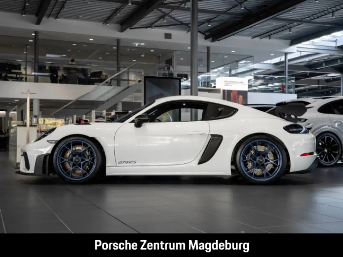 Porsche Cayman 718 GT4 RS*LIFT*WEISSACH*BOSE*PDLS* Blanc - 2