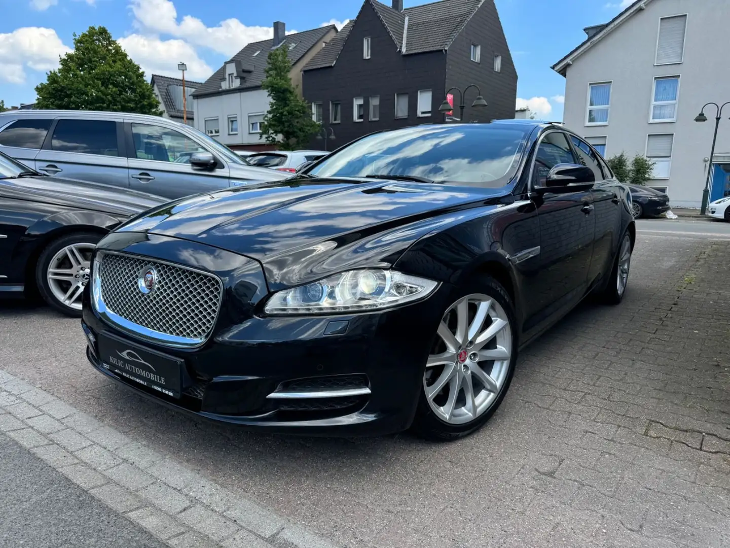 Jaguar XJ Portfolio Panorama*Kamera*BiXenon*Meridian Fekete - 1