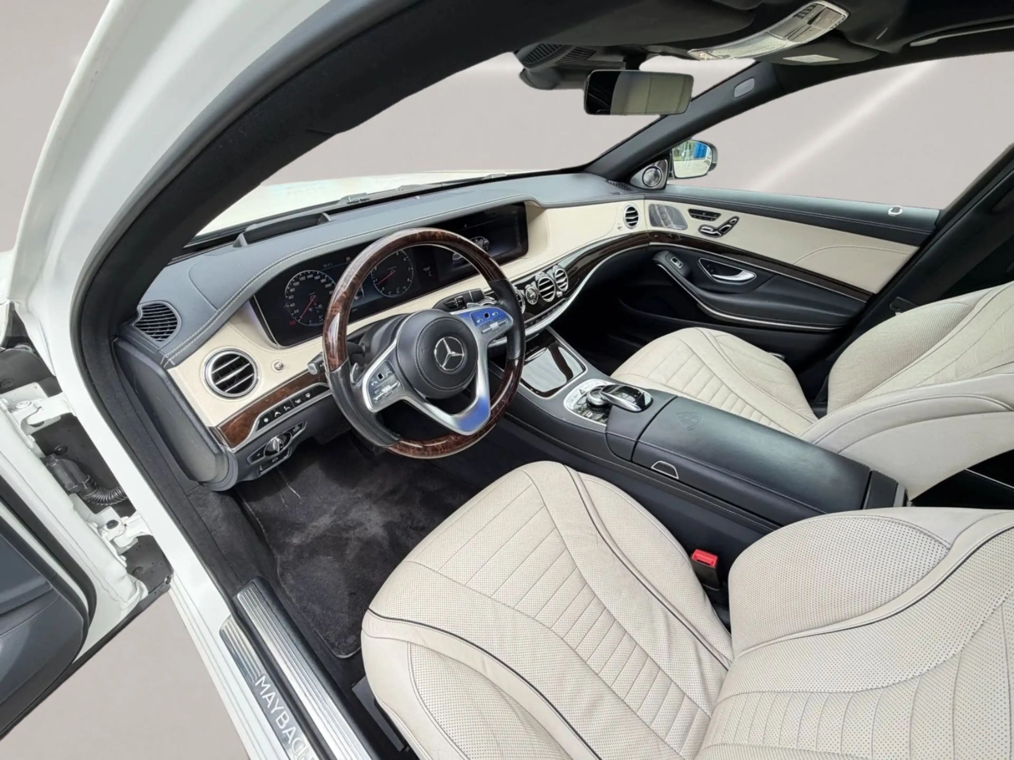 Mercedes-Benz S 560 Maybach/MAGNO/Chauffeur/Pano/HUD/Fond TV — photo 9