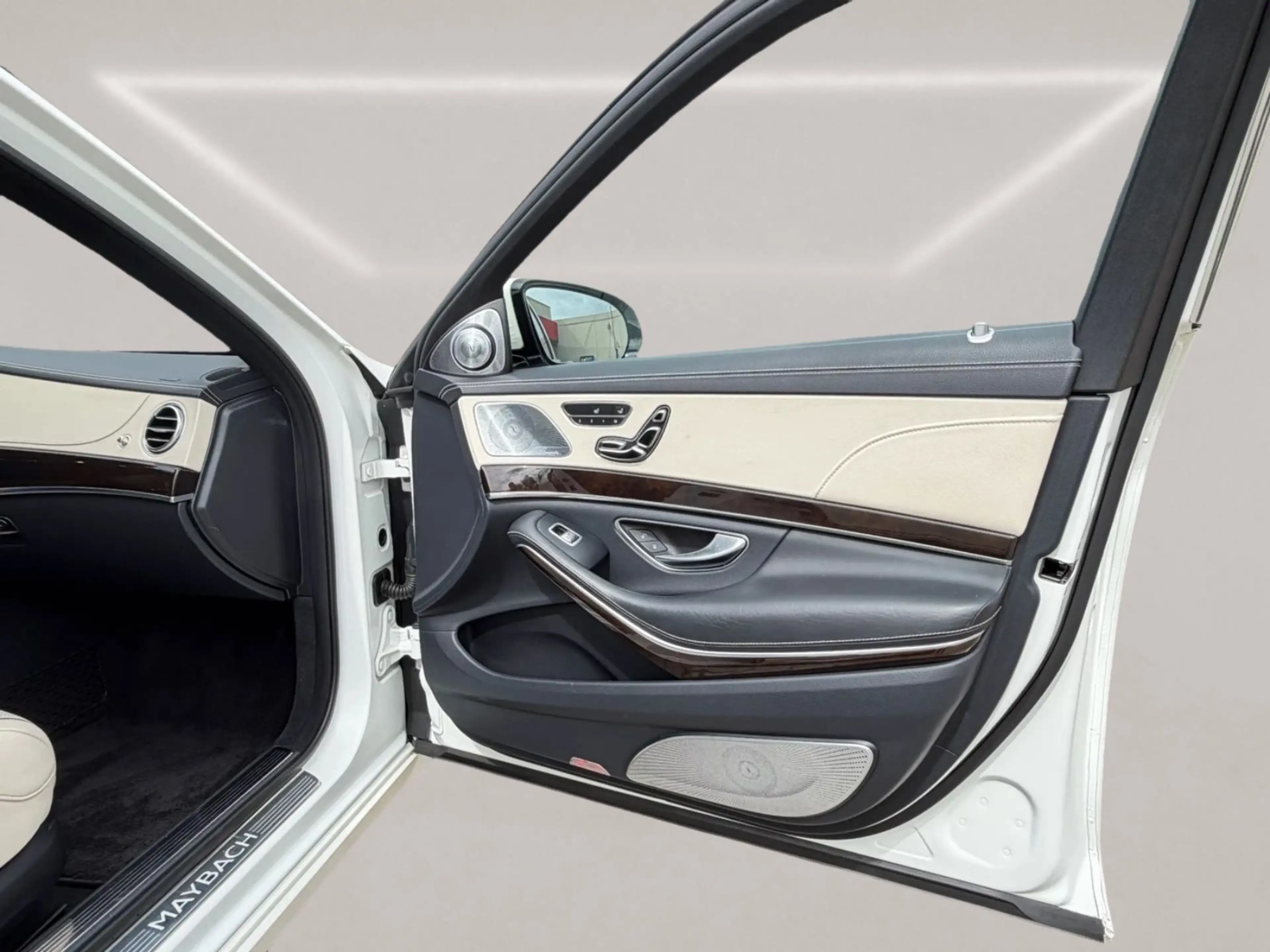 Mercedes-Benz S 560 Maybach/MAGNO/Chauffeur/Pano/HUD/Fond TV — photo 15