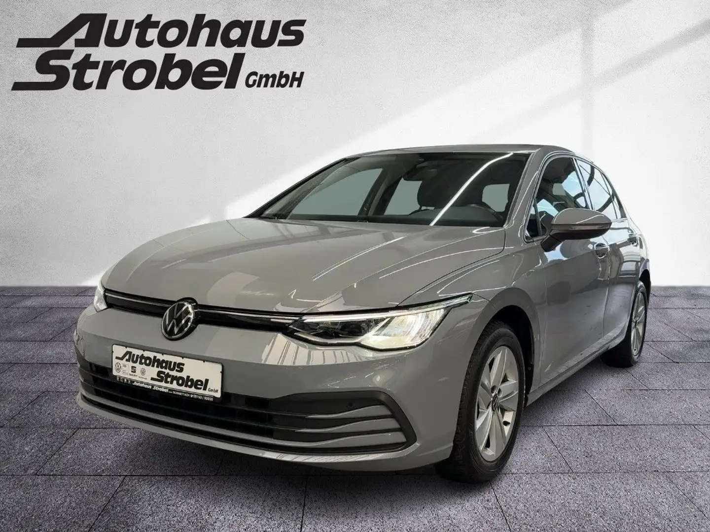 Volkswagen Golf VIII 1.5 TSI Life ACC Navi LED Kamera Keyle Grau - 2