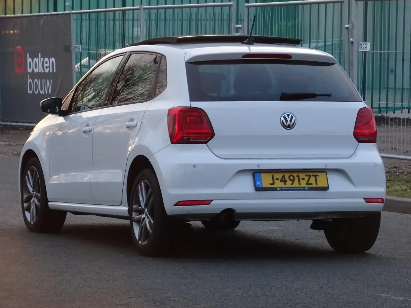 Volkswagen Polo 1.2 TSI Highline 5DR PANORAMADAK/CARPLAY/APK Weiß - 2