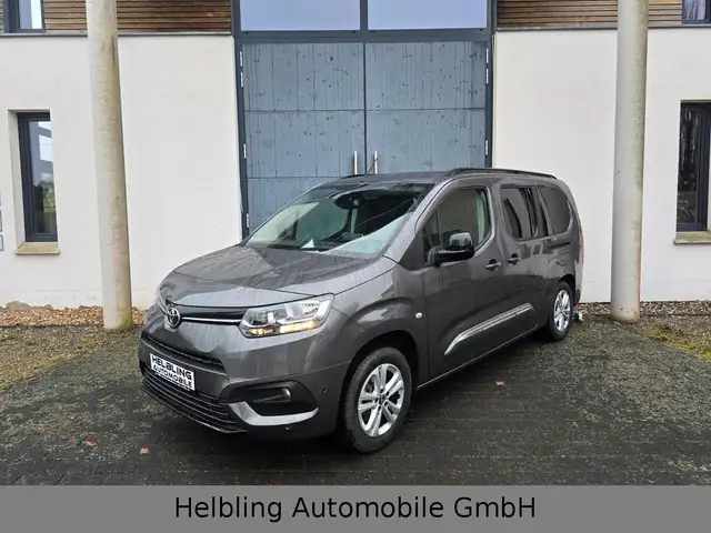 Toyota Proace City Verso L2 Crosskamp AHK CAM Navi