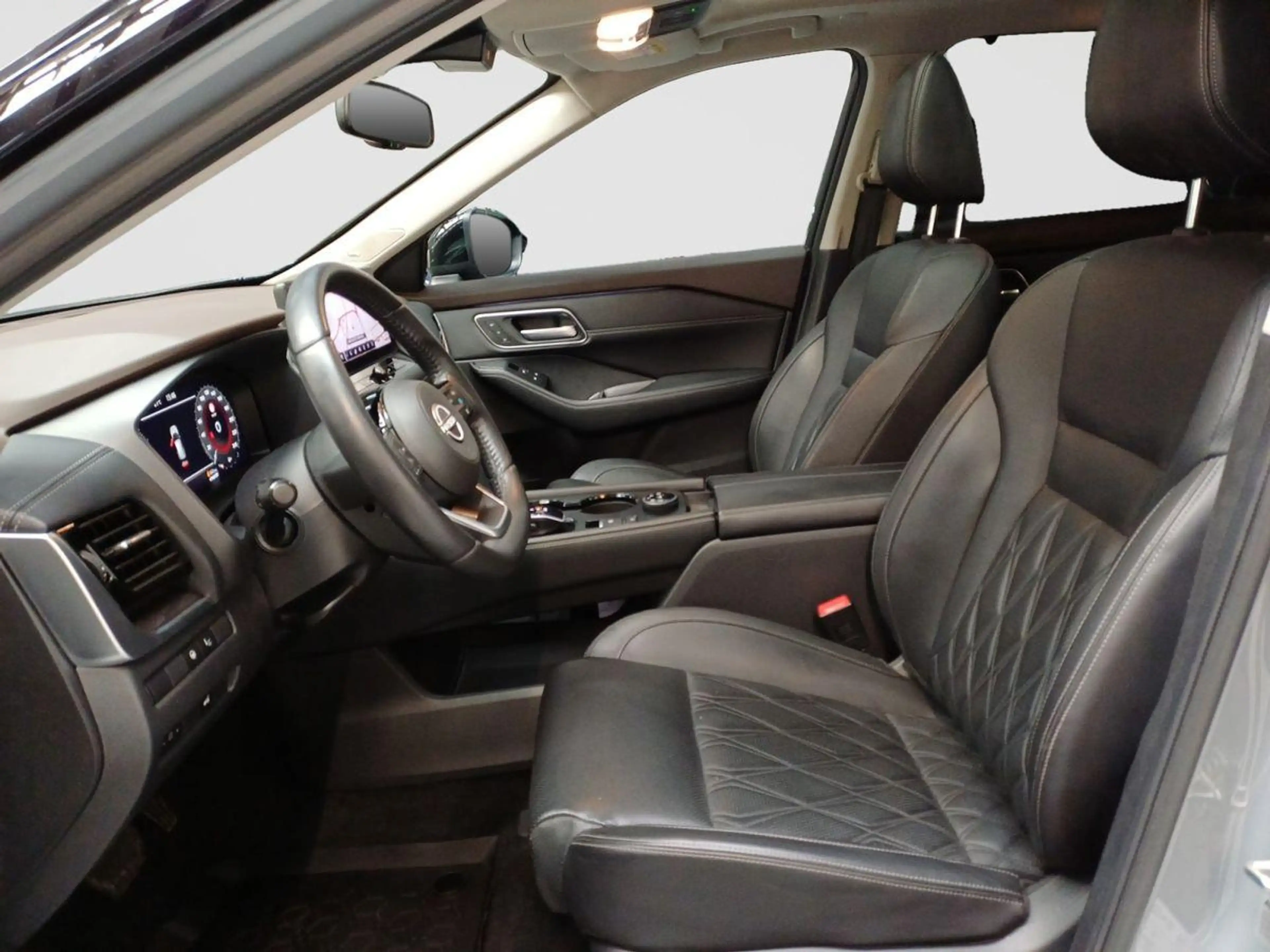 Nissan X-Trail e-Power e-4ORCE 213PS 4x4 Tekna+ 20'' — photo 10