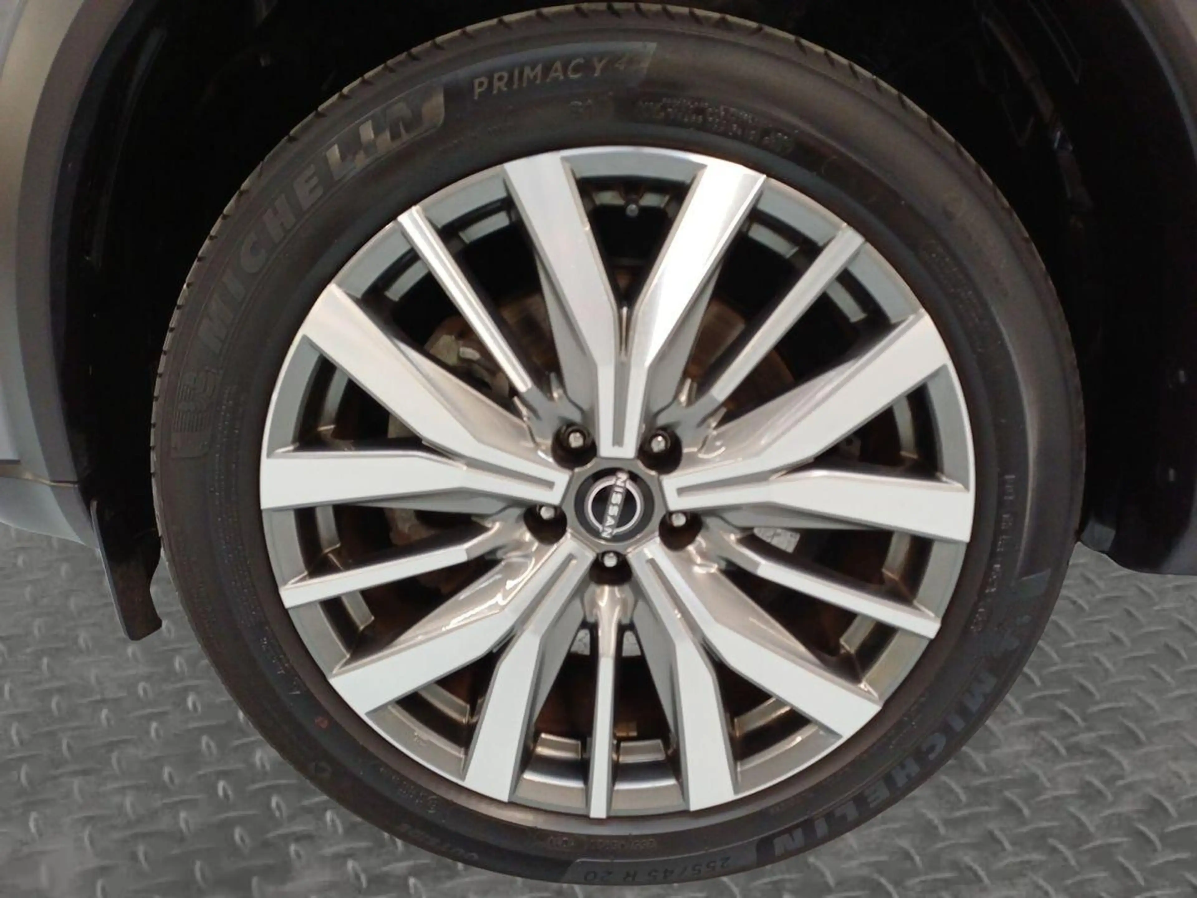 Nissan X-Trail e-Power e-4ORCE 213PS 4x4 Tekna+ 20'' — photo 9