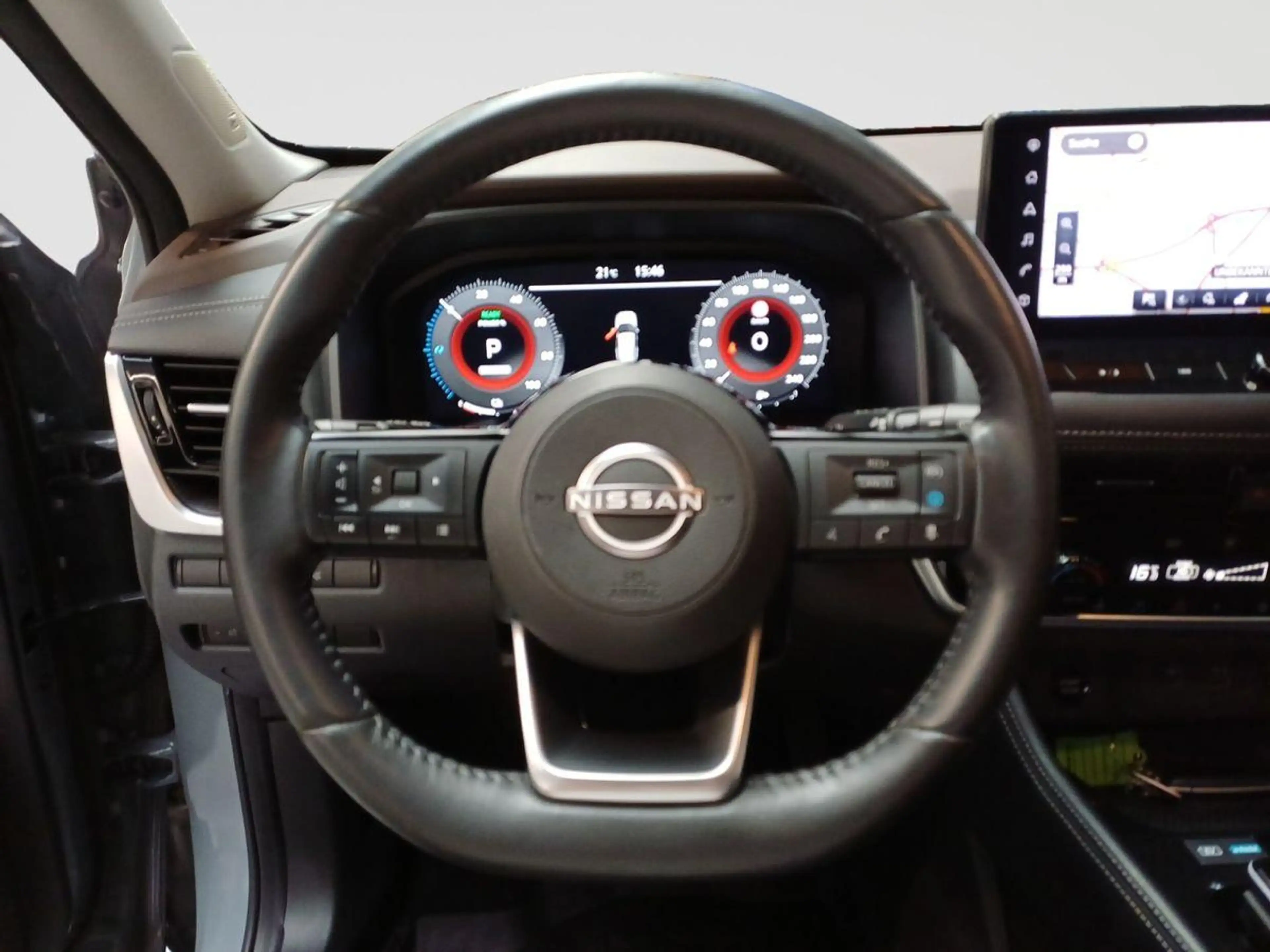 Nissan X-Trail e-Power e-4ORCE 213PS 4x4 Tekna+ 20'' — photo 11