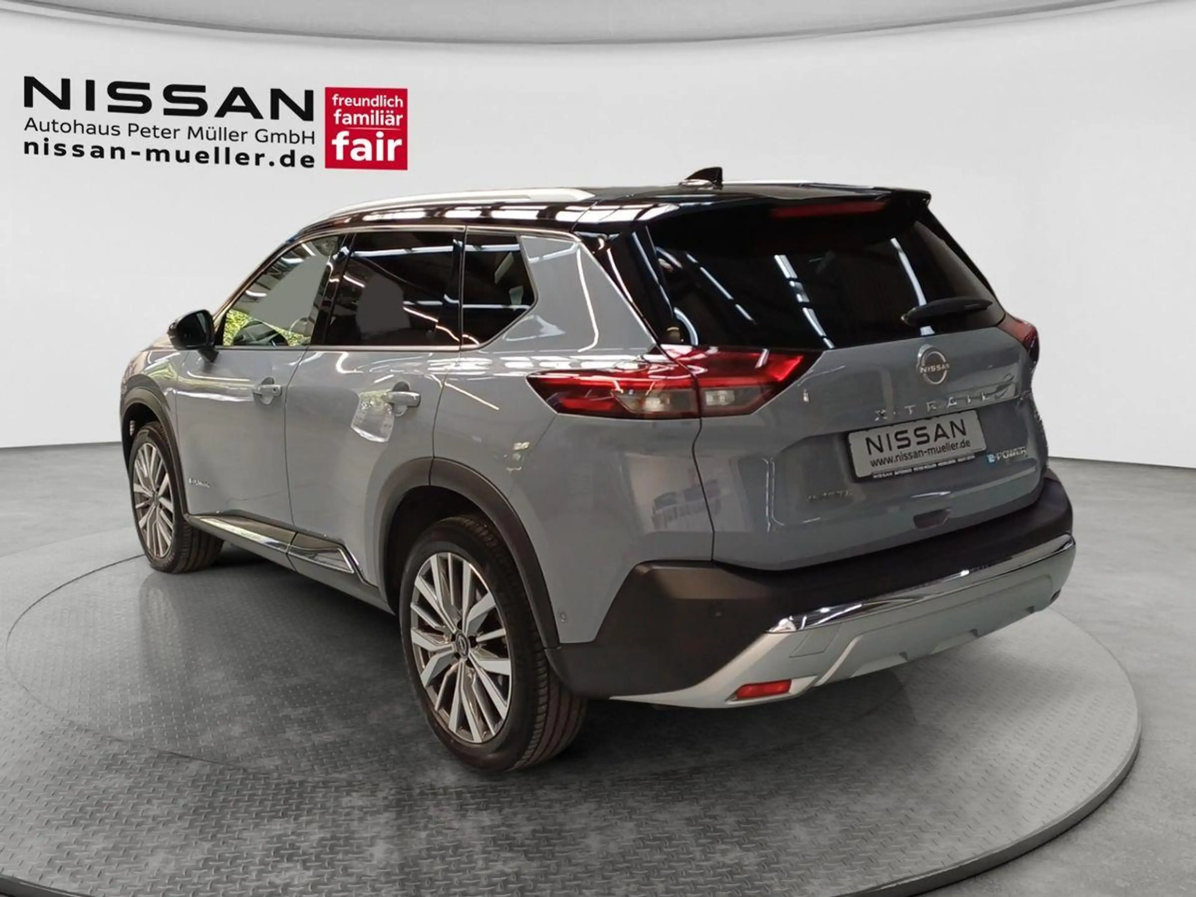 Nissan X-Trail e-Power e-4ORCE 213PS 4x4 Tekna+ 20'' — photo 3