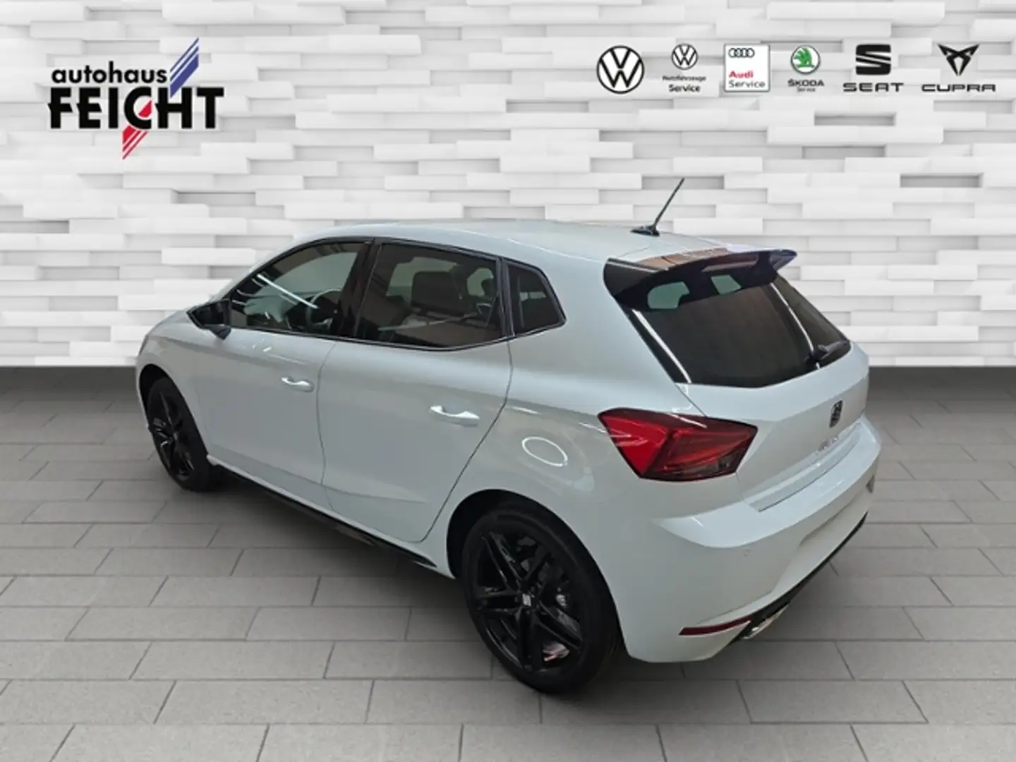 SEAT Ibiza 1.0 TSI FR+Black Edition+LED+NAVI+APP+RFK Weiß - 2