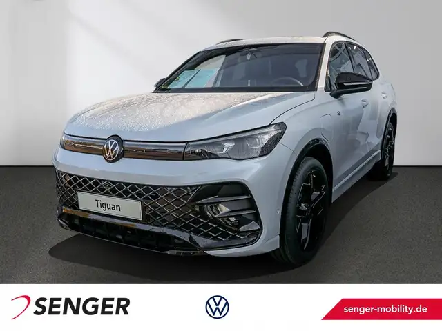 Volkswagen Tiguan R-Line 1.5 eHybrid Digital Cockpit Leder
