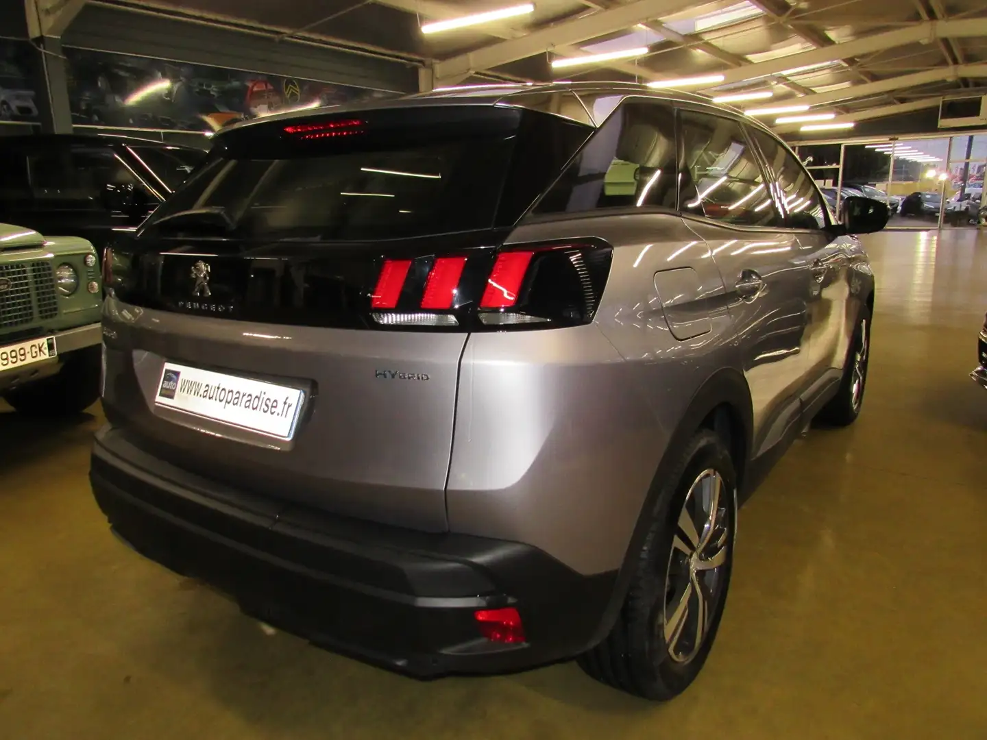 Peugeot 3008 HYBRID 180 ACTIVE PACK E-EAT8 Grijs - 2