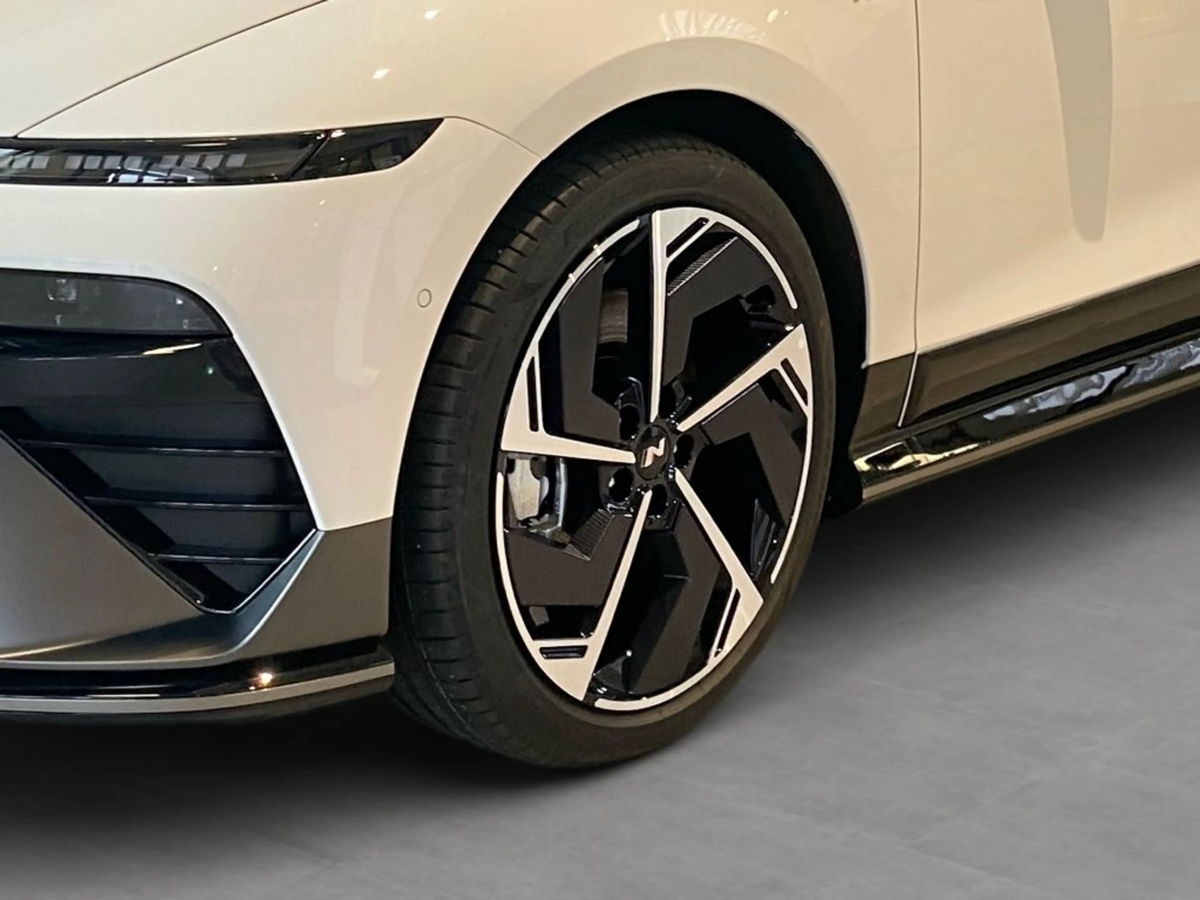 Hyundai IONIQ 6 84 kWh 4WD N Line X — photo 6