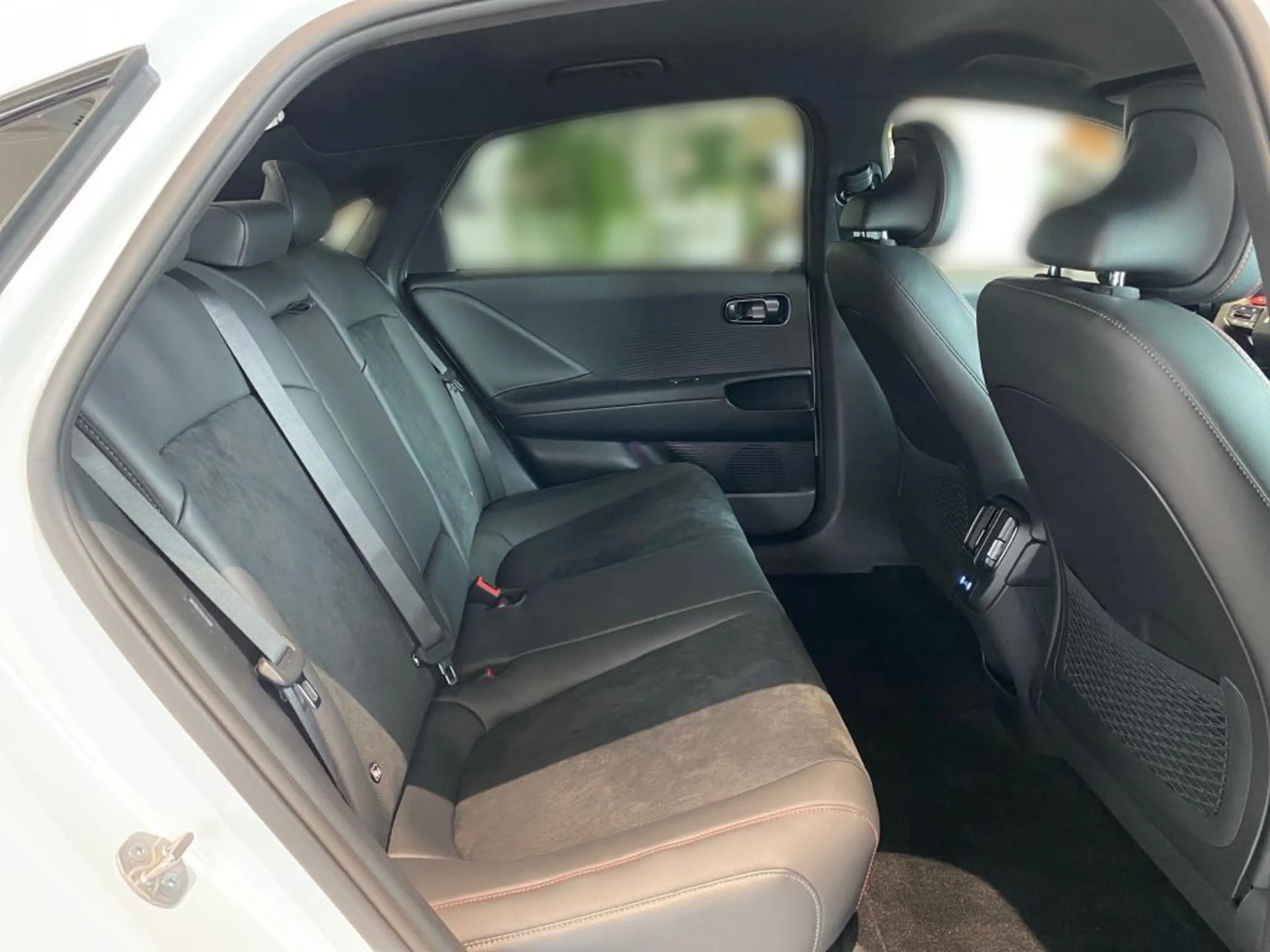 Hyundai IONIQ 6 84 kWh 4WD N Line X — photo 13